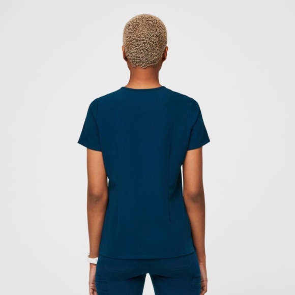 Figs Deep Reef Catarina Scrub Top Medium - Picture 3 of 5